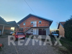 2 novije kuće na placu od 2600m2 uz autoput photo 3
