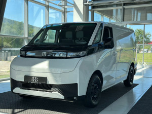 FARIZON SuperVan 5.5m 8.25m3 66kWh L2H1