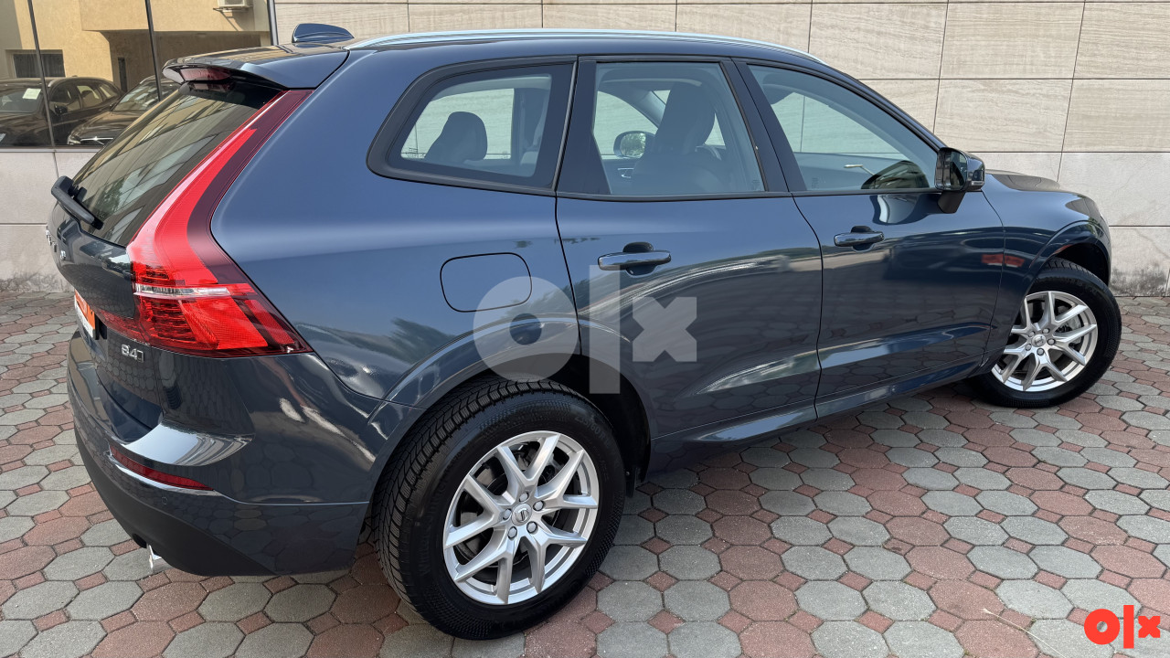 VOLVO XC60 2.0 B4 197ks 4x4 "Momentum" Full LED Virtual Cockpit