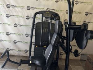 Technogym selection vertical traction