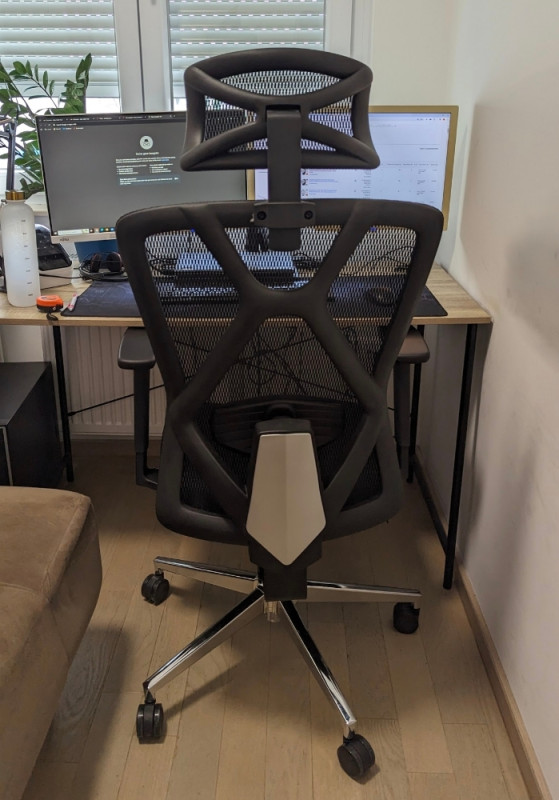 Ergonomska Radna Kancelarijska Stolica Venon-H Mrezasta Crna