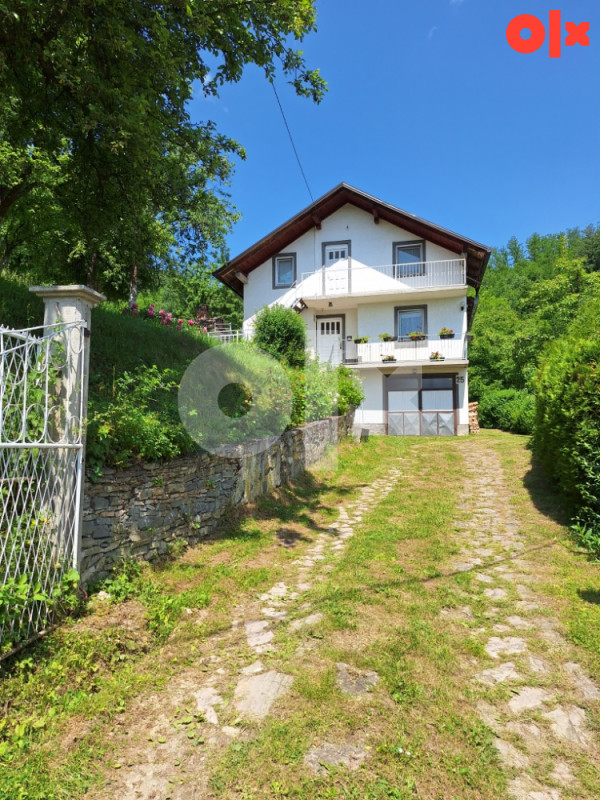 Kuća Travnik Grahovik