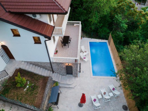 Predivna kuća sa bazenom i panoramskim pogledom na Stolac photo 2