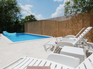 Predivna kuća sa bazenom i panoramskim pogledom na Stolac photo 4