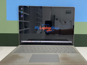 Microsoft Surface Laptop 2 i5-8250U 8/128GB / Touchscreen