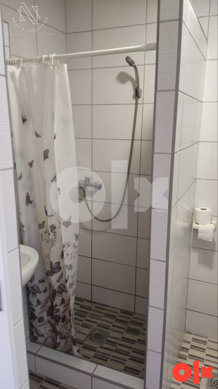Kuća od 230m2 na top lokaciji; Solunska 2