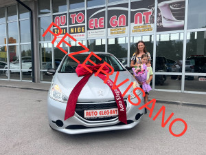 Peugeot 208 1.0 VTi 68KS 2014 god *106.000km* klima