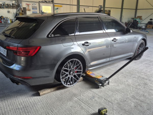 Felge Rotiform RSE 8.5x20 ET45 5x112 66.6 gume 245 30 R20