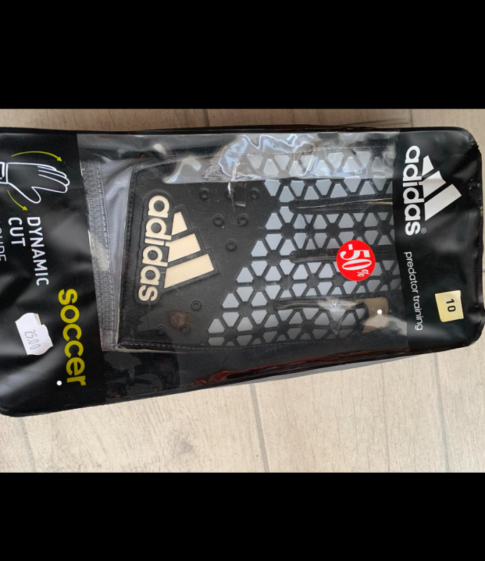 Rukavice za fudbal / Golmanske rukavice Adidas Predator 10