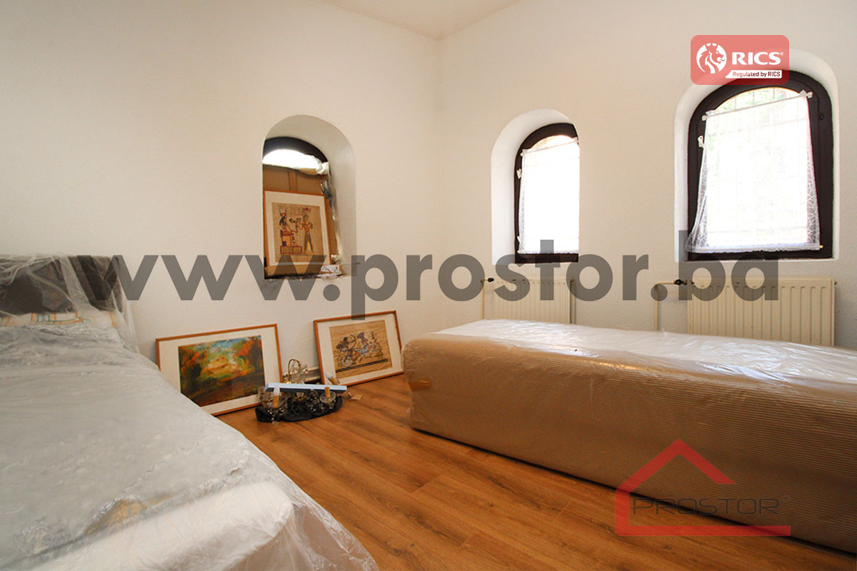 PROSTOR prodaje: Četverosoban stan na Baščaršiji, Stari Grad 7