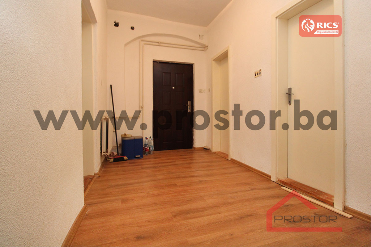 PROSTOR prodaje: Četverosoban stan na Baščaršiji, Stari Grad 14