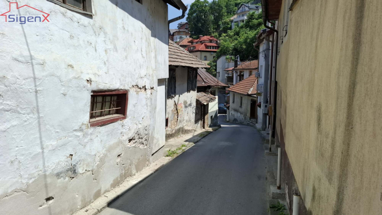 Sigenx prodaje:kuća i dvorište/Stari Grad/Alifakovac/294 m2 photo 4
