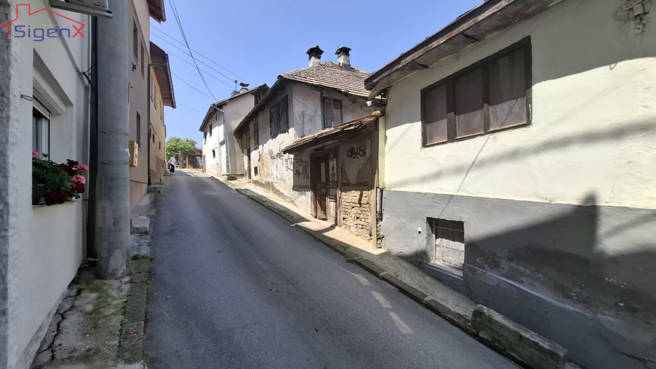 Sigenx prodaje:kuća i dvorište/Stari Grad/Alifakovac/294 m2 3