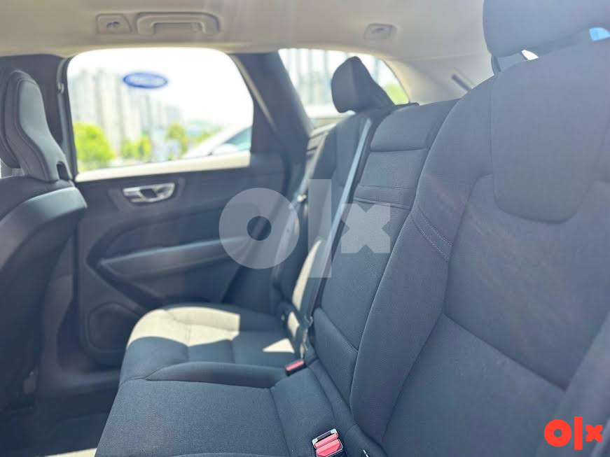 VOLVO XC60 B4 BUSINESS