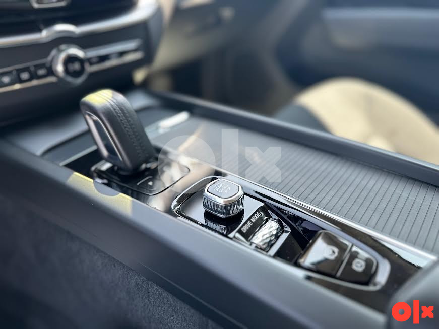 VOLVO XC60 B4 BUSINESS