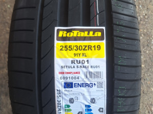 255 30 19 Rotalla ljetne gume r19