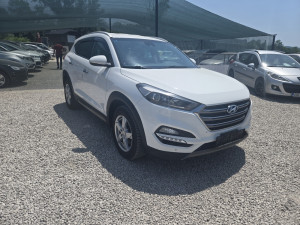 Hyundai Tucson 1.7 85kw dizel 2016god tip top kao NOV 065 429 152