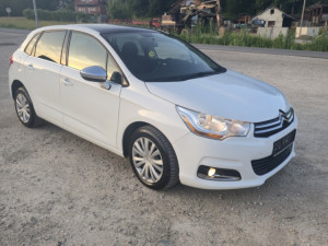 Citroen C4, 1.6.dizel, 2013 god,panorama,park senzori,crom paket