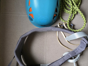 Petzl Adjama penjacki pojas penjanje Petzl Elios kaciga ferata