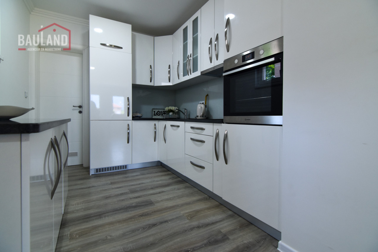 BAULAND/ Moderna luksuzna kuća 240m2/ Osijek Ilidža 15