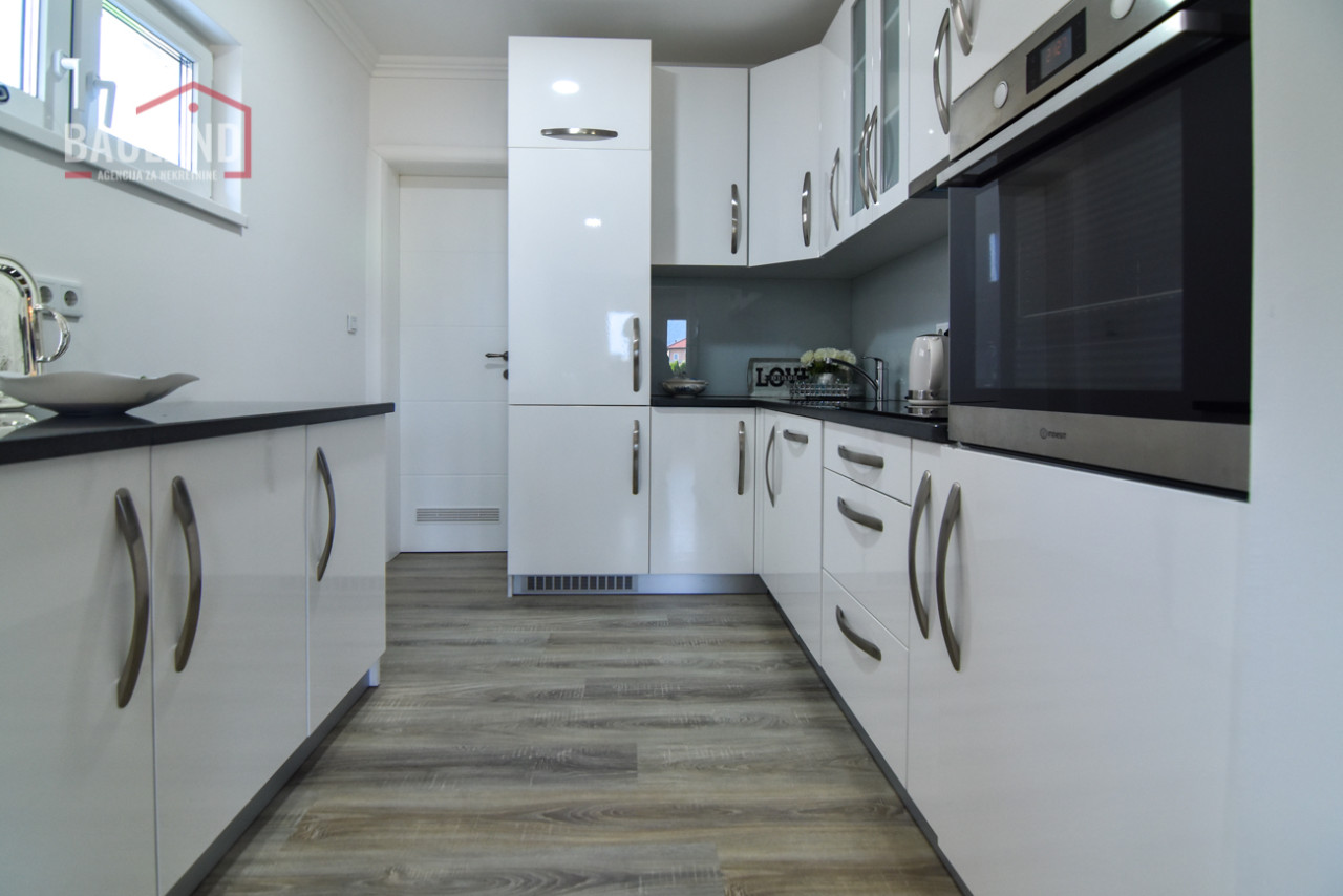 BAULAND/ Moderna luksuzna kuća 240m2/ Osijek Ilidža 16