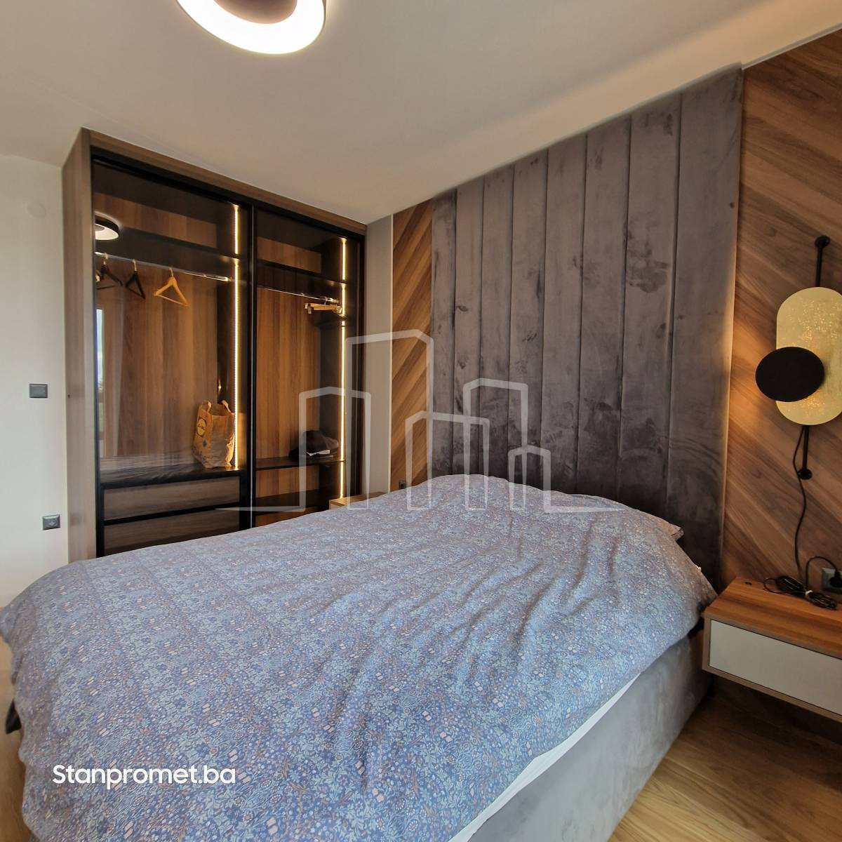 Apartman Jahorina nov i novoopremljen 52m2 sa dva balkona 18