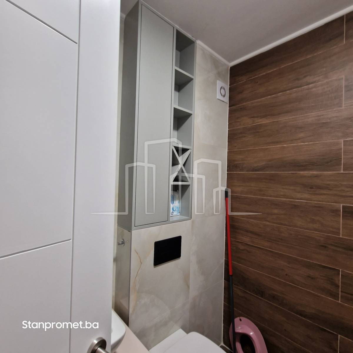 Apartman Jahorina nov i novoopremljen 52m2 sa dva balkona 26