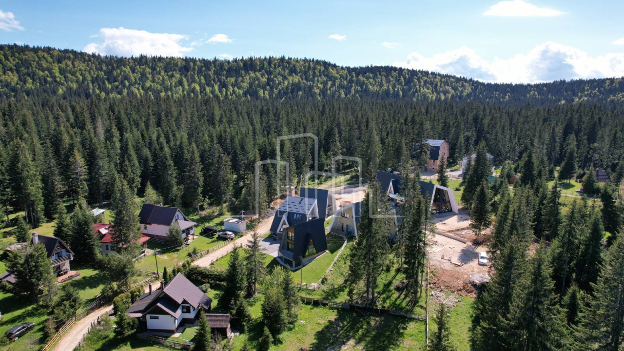 Kuća površine 110m2 Dvorišta Jahorina na placu od 510m2 28