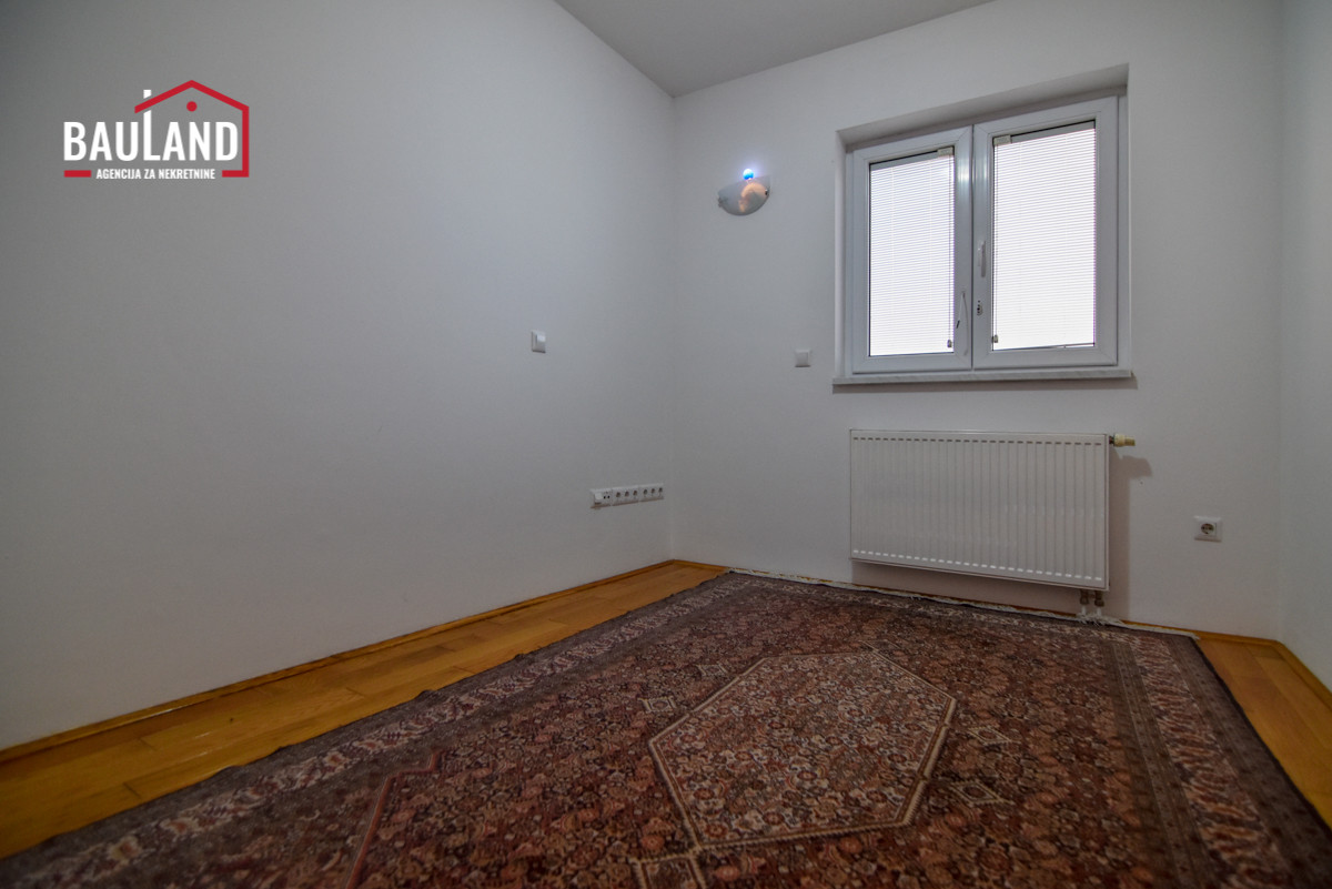 BAULAND/ Trosoban stan 60m2/ Blažujski Drum