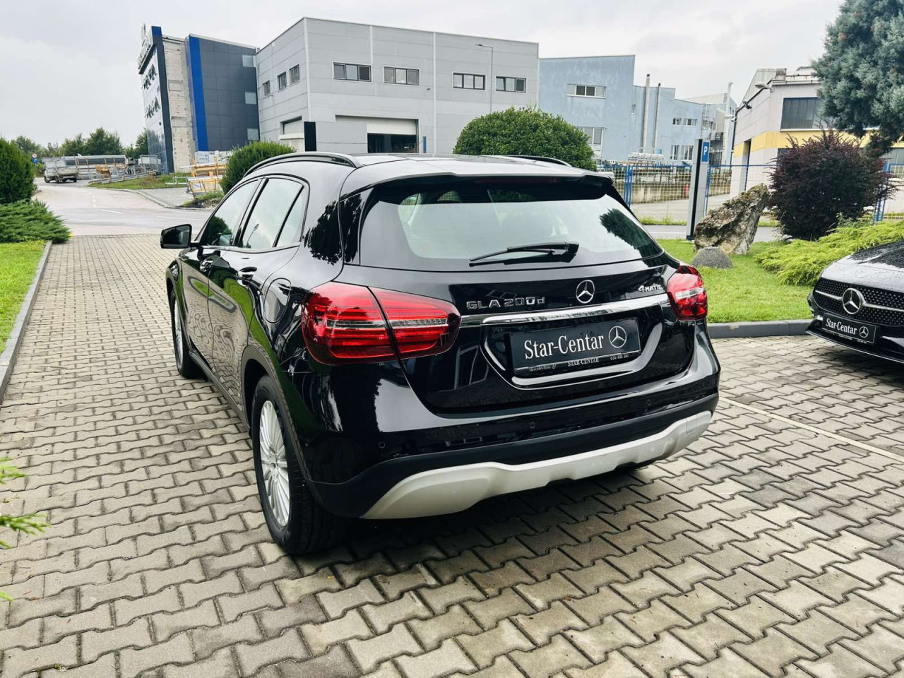 Mercedes-Benz GLA 200d 4matic