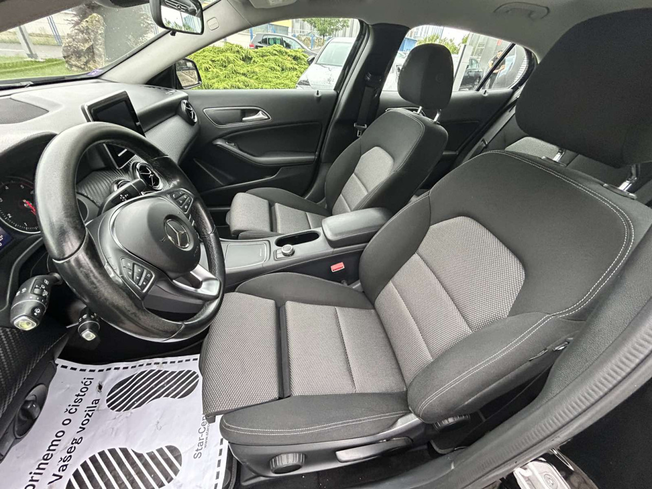 Mercedes-Benz GLA 200d 4matic