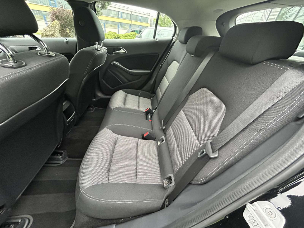 Mercedes-Benz GLA 200d 4matic