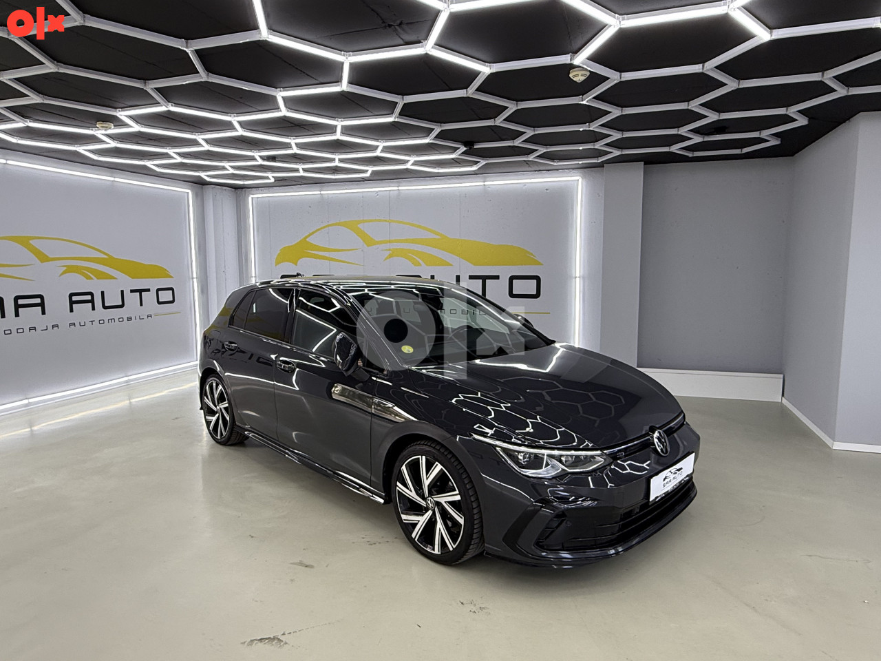 Volkswagen Golf VIII 2.0 TDI DSG R-line