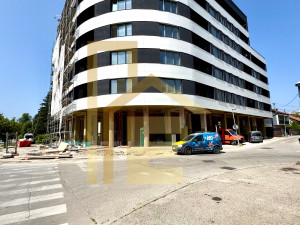 Na prodaju komforan četverosoban stan, Nova Varoš
