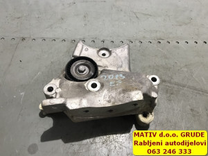 Nosač MOTORA Opel Insignia 2,0 CDTi 428702815 2015