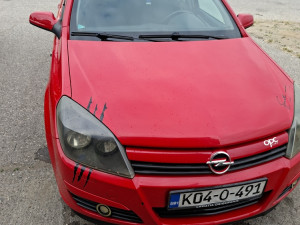 Opel Astra 1,7D. 74kw. Tel.066400516