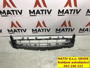 Rešetka branika SREDNJA Opel Insignia 2,0 CDTI 2013 13238289