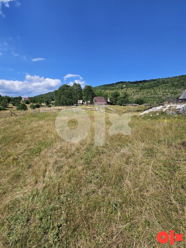 Zemljište 1000m2 Tvrdimići Istočno Sarajevo(Može zamjena) 3