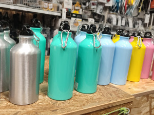 BOCE ZA VODU SA KARABINEROM MIX BOJA 500 ML