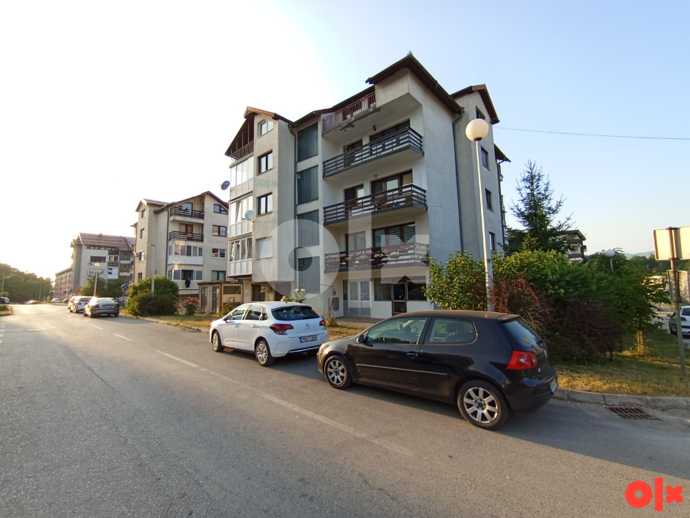 Stan trosoban 102 m2 Istočno Sarajevo 25