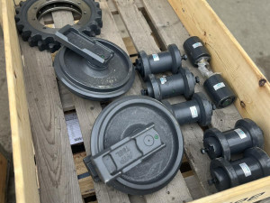 USMJERAVAJUCI POGONSKI TOCAK ROLKA YANMAR KUBOTA dijelovi bager