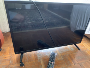 LED TV-HITACHI