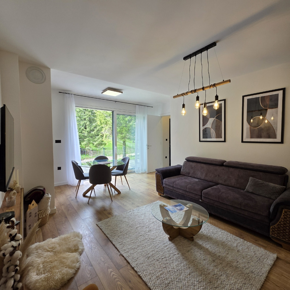 Prodaja dvosoban apartman Dvorišta Jahorina 17