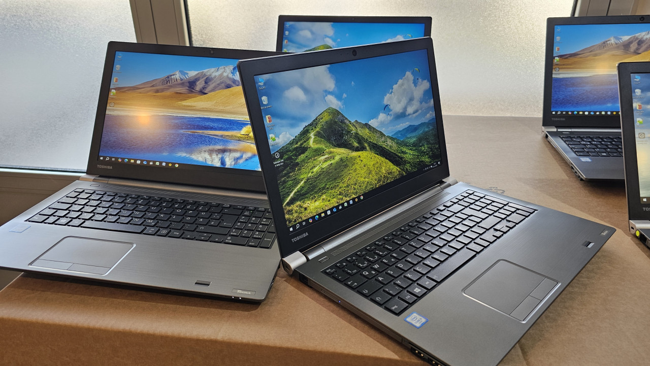 Toshiba, Tecra A50-C-1ZU i5 6200U 2,3GHz 8GB 256GBSSD 15,6" FHD