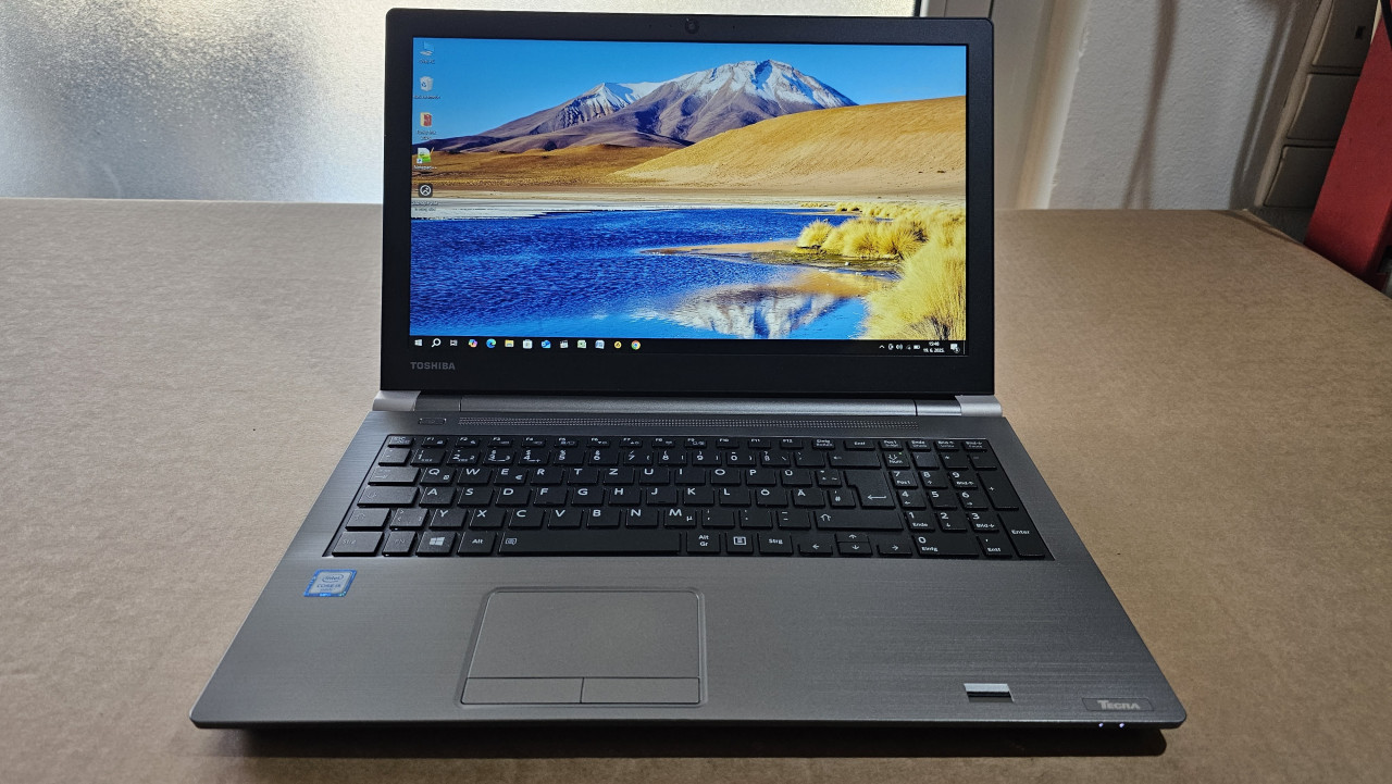 Toshiba, Tecra A50-C-1ZU i5 6200U 2,3GHz 8GB 256GBSSD 15,6" FHD