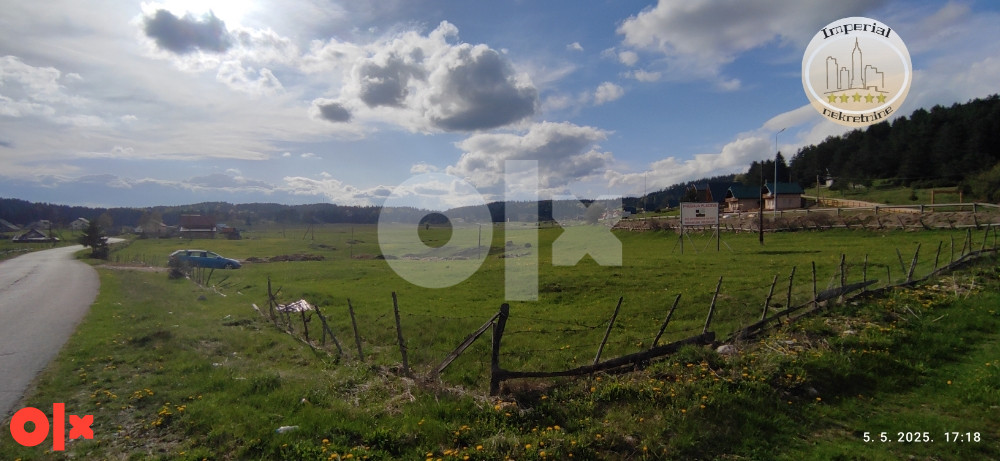 Zemljište Ravna Romanija, 4000 m2, odmah uz reg. put Sarajevo- Bg