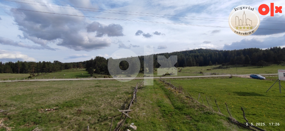 Zemljište Ravna Romanija, 4000 m2, odmah uz reg. put Sarajevo- Bg