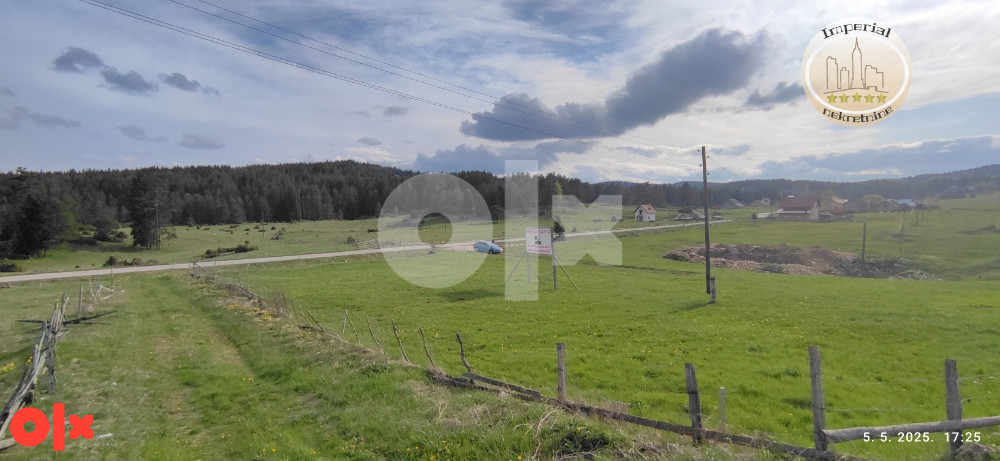 Zemljište Ravna Romanija, 4000 m2, odmah uz reg. put Sarajevo- Bg