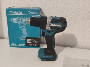 Makita Aku bušilica DDF484Z solo BL