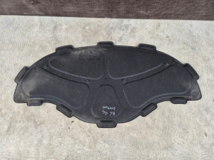 Zaštita izolacija ispod prednje haube Audi A6 4G 2011-2017 god OR